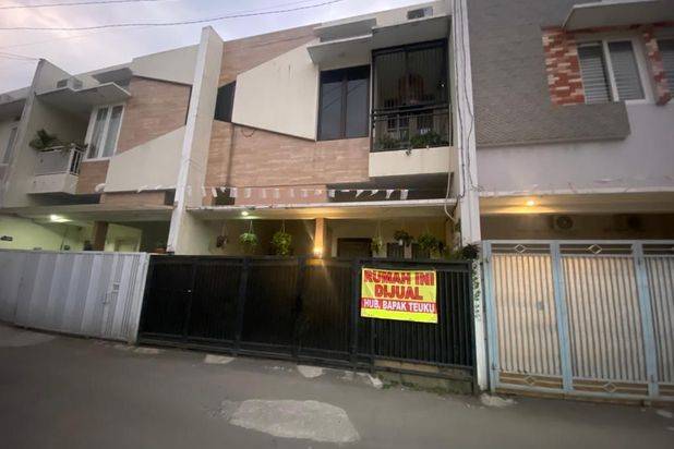 Rumah 2 Lantai Full Furnish Area Ciganjur Jagakarsa
