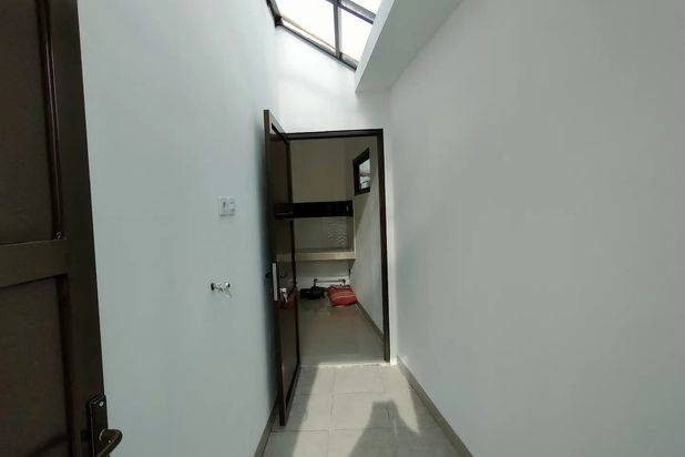 DI JUAL RUMAH KOMERSIL TANAH HOOK SUPER MURAH DI BEKASI TIMUR REGENCY