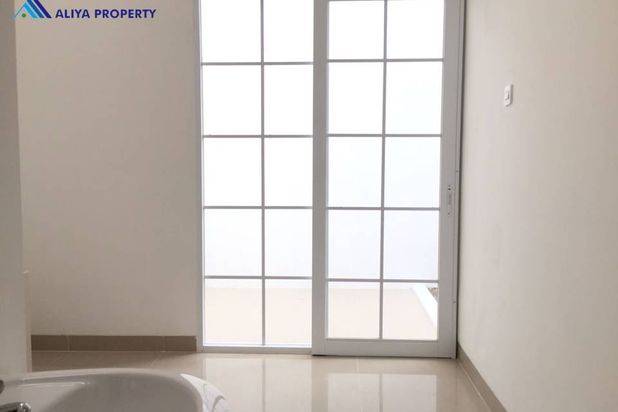 DI JUAL RUMAH SECONDARY TIPE MEZANINE HARGA MURAH DI GRAHA MUSTIKAJAYA