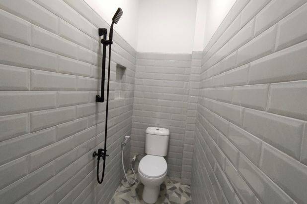 DI JUAL RUMAH SECONDARY DESIGN SCANDINAVIAN HARGA MURAH DI GRAHA MUSTIKAJAYA
