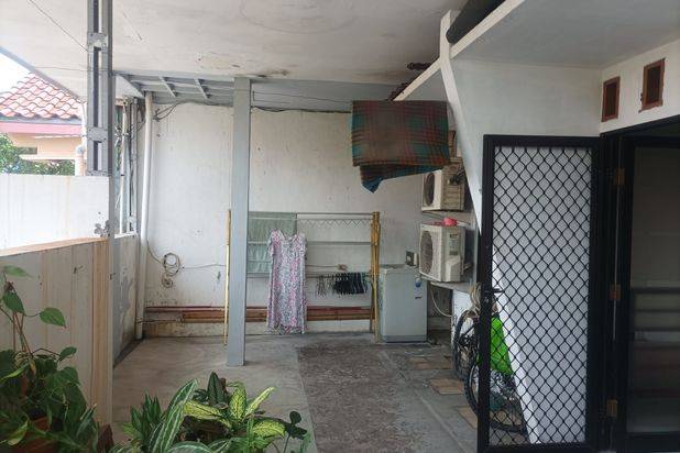 DI JUAL RUMAH 2 LANTAI SECONDARY HARGA MURAH SIAP HUNI DI JATI ASIH
