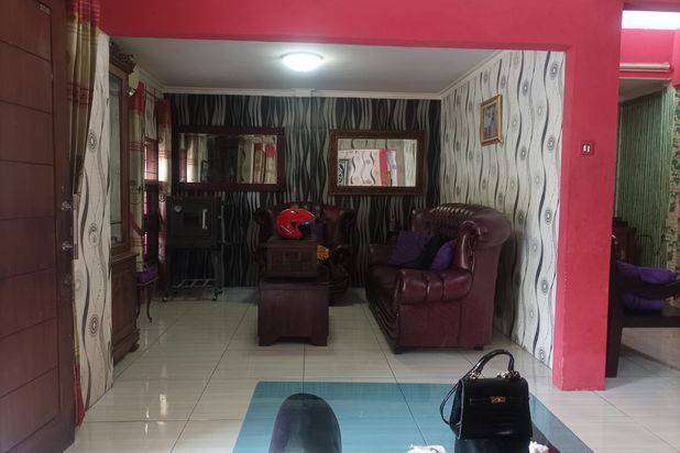 DI JUAL RUMAH 2 LANTAI SECONDARY HARGA MURAH SIAP HUNI DI JATI ASIH