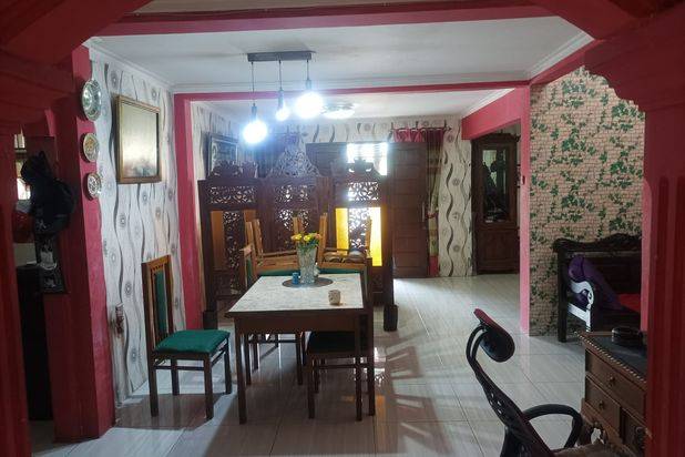 DI JUAL RUMAH 2 LANTAI SECONDARY HARGA MURAH SIAP HUNI DI JATI ASIH
