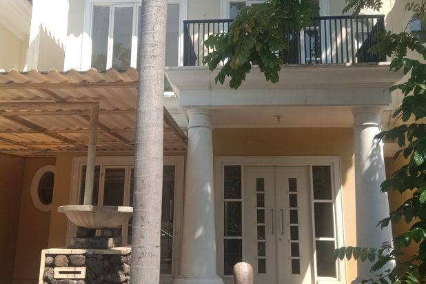 Disewakan rumah 2 lantai dekat BINUS SEMARANG