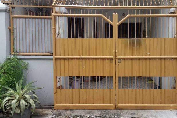 Rumah Lebak Permai, Strategis