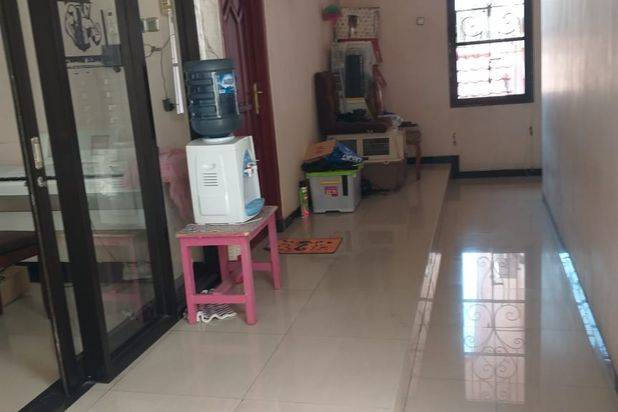 Rumah Daerah Simpang Darmo Permai Selatan Surabaya Barat
