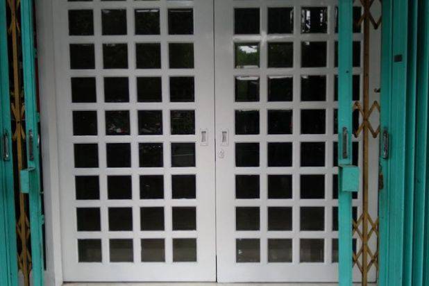 Dijual Ruko Pusat Kota 2 lantai di Jl Kedungdoro Surabaya