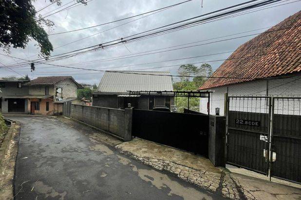 Rumah type downslope di area ciumbuleuit 2 lantai 1,35 M