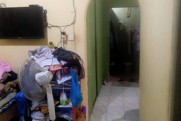JUAL CEPAT RUMAH TINGGAL Lokasi Bengkong Dekat Dengan Sekolah dan Rumah Sakit Dan Bagus Dan Harga MURAH DIBAWAH PASARAN