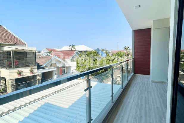 Nirwana Eksekutif, Minimalis New, Row Jalan 9 M (3 Mbl Loss)