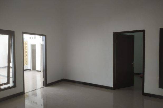 Ngagel Jaya, Rumah Baru, Hadap Barat