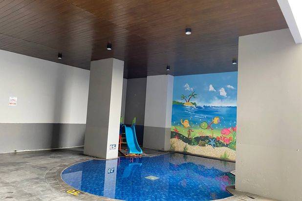 Urgent Mahogany Apartment