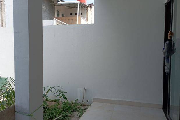 Dp 0% Dekat SmaN.6 Jl. Meruyung Raya