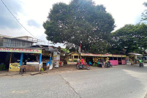 Tanah Bonus Bangunan Tepi Jalan Area Beji Dekat Tol Kukusan