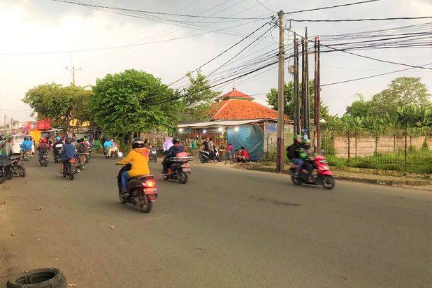 Tanah Tepi Jalan Strategis Area Keradenan Cibinong Dekat Pemda