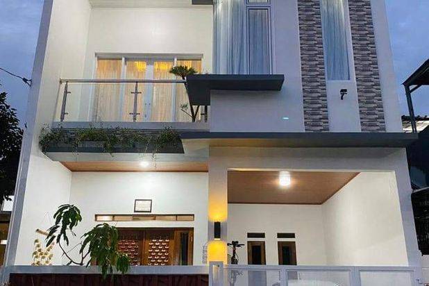 Rumah Full Furnished 3 Lantai Dekat Pemda Cibinong, SHM