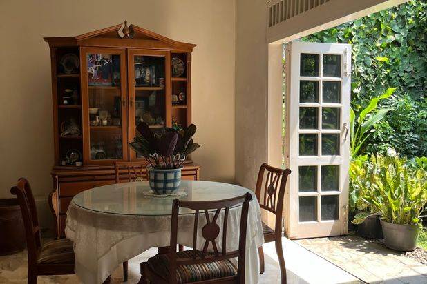 Rumah 2 Lantai Dalam Perumahan Dekat RS Puri Cinere, SHM