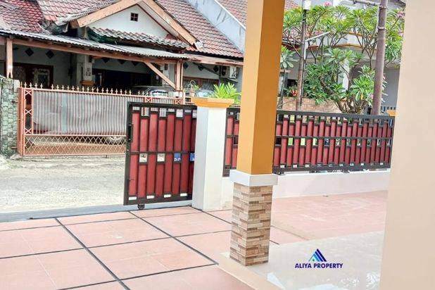 DI JUAL RUMAH LUAS BANGUNAN BARU SIAP HUNI DUKUH ZAMRUD,MUSTIKAJAYA,BEKASI TIMUR