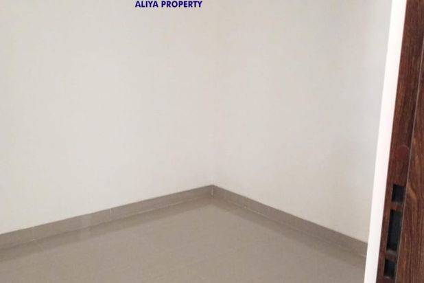 DI JUAL RUMAH LUAS BANGUNAN BARU SIAP HUNI DUKUH ZAMRUD,MUSTIKAJAYA,BEKASI TIMUR