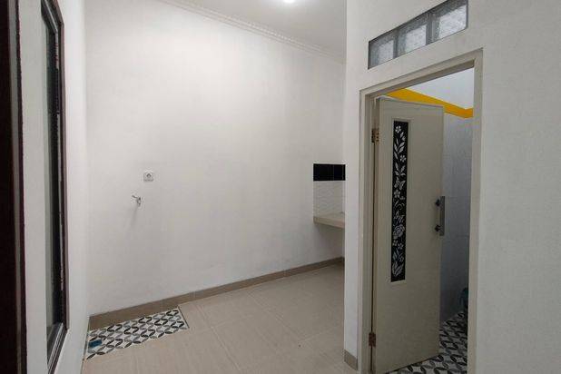 DI JUAL CEPAT RUMAH MURAH BARU, 3 KAMAR TIDUR DI DUKUH ZAMRUD, MUSTIKA JAYA, BEKASI TIMUR