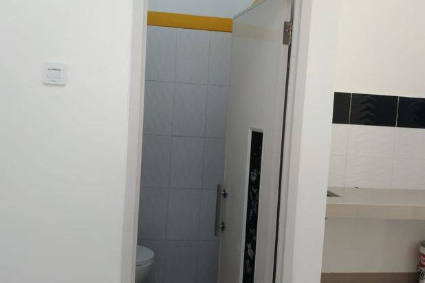 JUAL RUMAH KEREN DESAIN ELEGANT DI PERUMAHAN DUKUH ZAMRUD BEKASI TIMUR