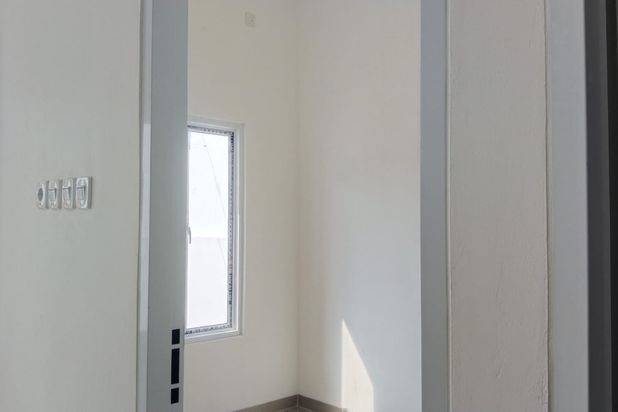 JUAL RUMAH KEREN DESAIN ELEGANT DI PERUMAHAN DUKUH ZAMRUD BEKASI TIMUR