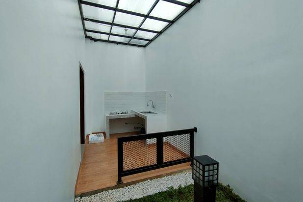 DI SEWAKAN RUMAH KEREN DESAIN ELEGANT DI CLUSTER IVORY BEKASI TIMUR REGENSI