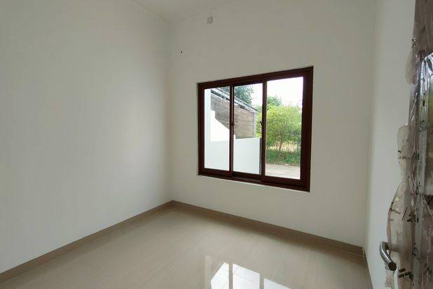 DI SEWAKAN RUMAH KEREN DESAIN ELEGANT DI CLUSTER IVORY BEKASI TIMUR REGENSI