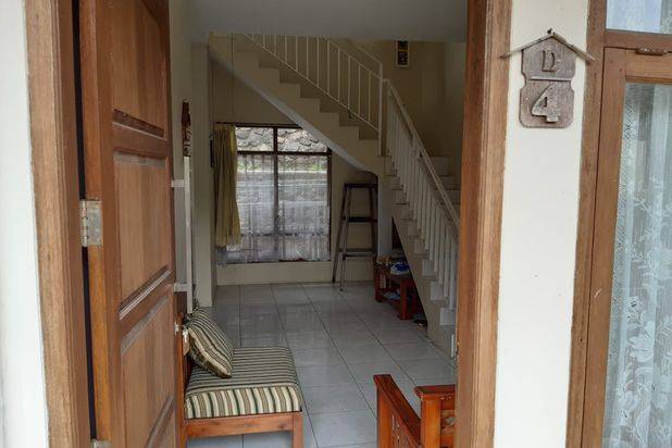 Rumah di Komplek Jatihandap Dekat Ke Saung Angklung Udjo Harga 1,35 Milyar
