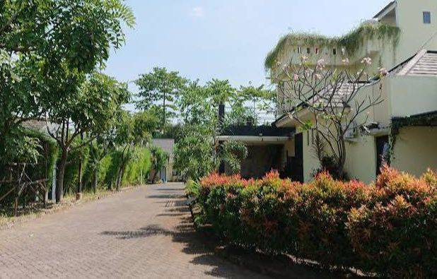 Rumah 2 Lantai Yang Lokasinya Di Dalam Cluster Di Daerah Citeureup, Cimahi Utara