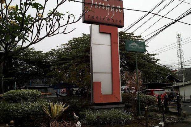Rumah 2 Lantai Yang Lokasinya Di Dalam Cluster Di Daerah Citeureup, Cimahi Utara