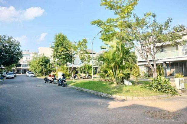 dijual rumah full furnished royal grande dkt pasir putih mitra raya