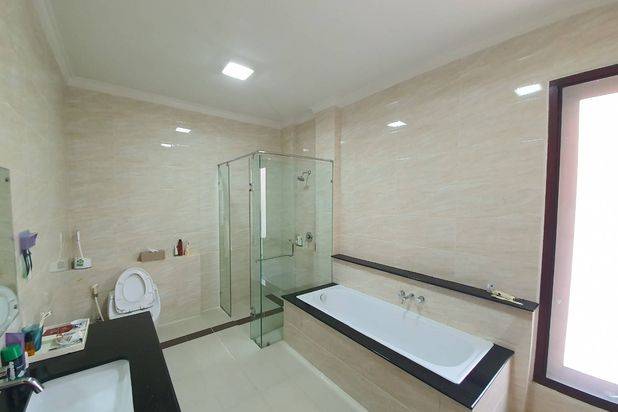 dijual rumah mewah villa panbil dkt bukit indah sukajadi anggrek mas