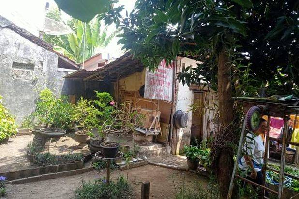 Dijual Rumah tua Luas di Pekalongan Barat