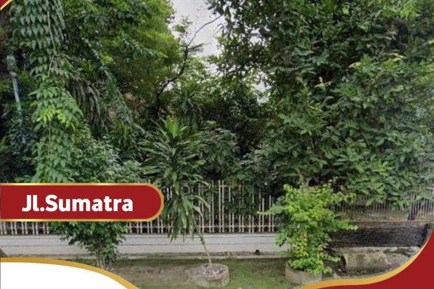 RUMAH DI JL SUMATRA SURABAYA PUSAT