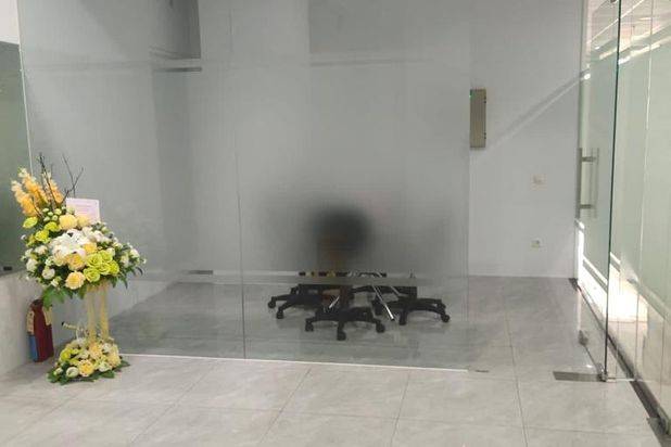 Office Space Praxis Siap Pakai