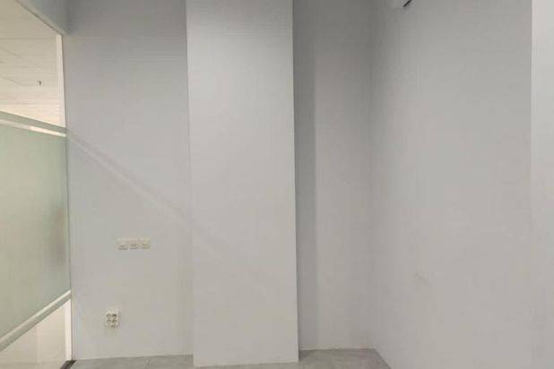 Office Space Praxis Siap Pakai