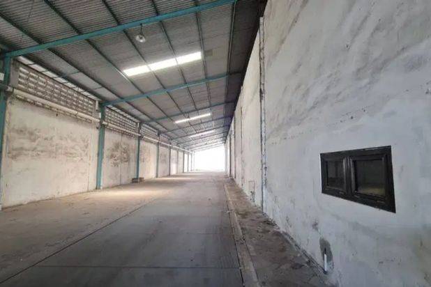 Eks Gudang Baja Jalan Utama Margomulyo Permai Siap Pakai