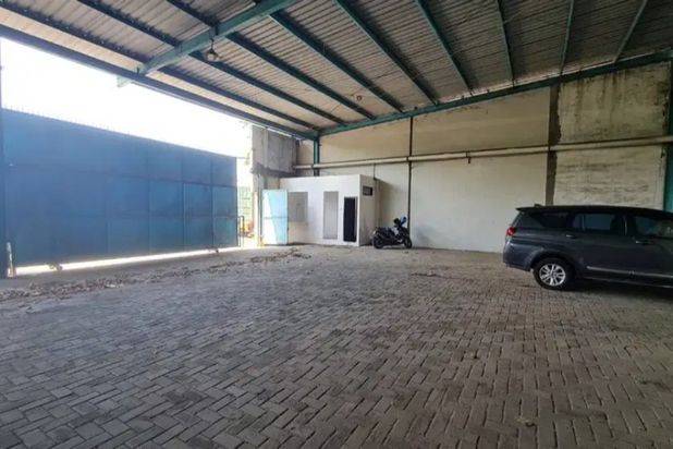 Eks Gudang Baja Jalan Utama Margomulyo Permai Siap Pakai
