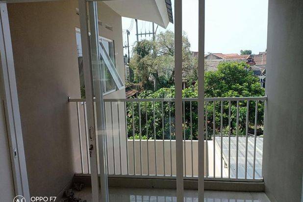 Rumah Gress Baru 2 Lantai Siap Huni Di Area Cibaduyut Bandung