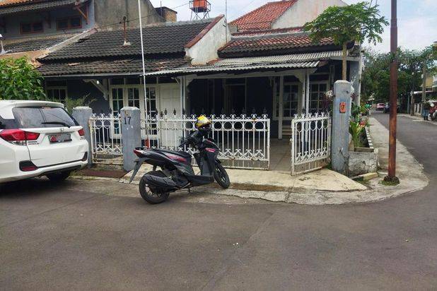 Rumah Hook Strategis Siap Huni Di Jalan Magetan Antapani Kota Bandung