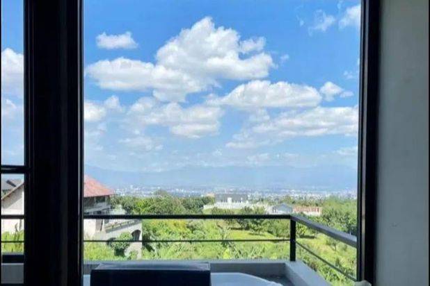 Rumah Asri 2 Lantai Siap Huni Di Budi Indah Setiabudi Bandung Utara