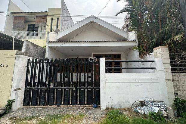Dijual rumah lebak arum surabaya timur