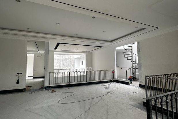 Rumah siap huni Pakuwon Indah Surabaya Barat