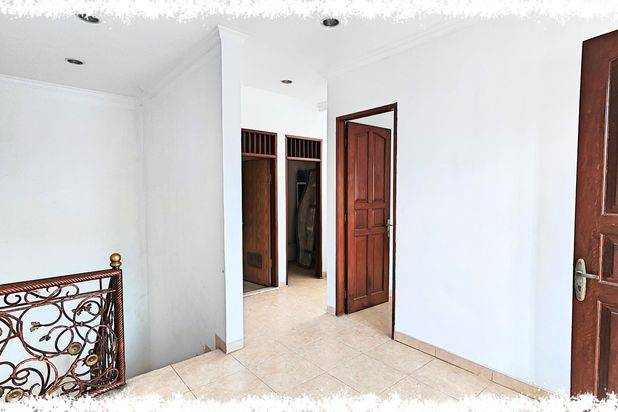 Dijual Rumah Strategis di Citra Garden City