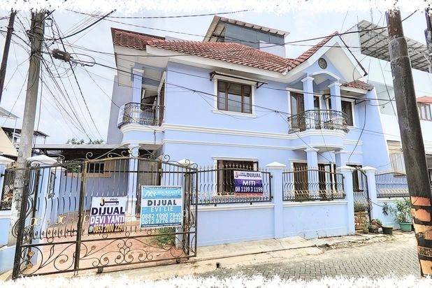 Dijual Rumah Strategis di Citra Garden City