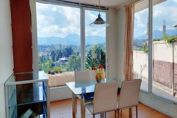 Disewakan Villa Boston di Puncak dengan Mountain View PR1962