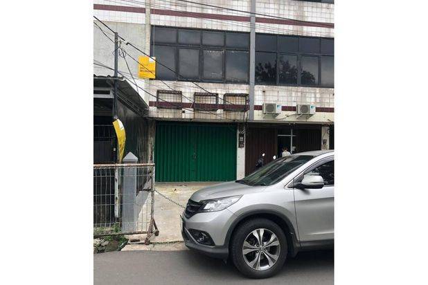 Jual Ruko Strategis di Pinggir Jalan Kebayoran Lama, Jakarta Selatan PR1963