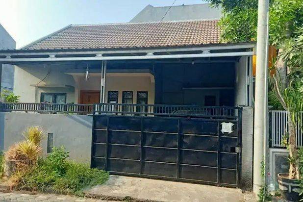 Rumah Palm Oasis Strategis, Siap Huni