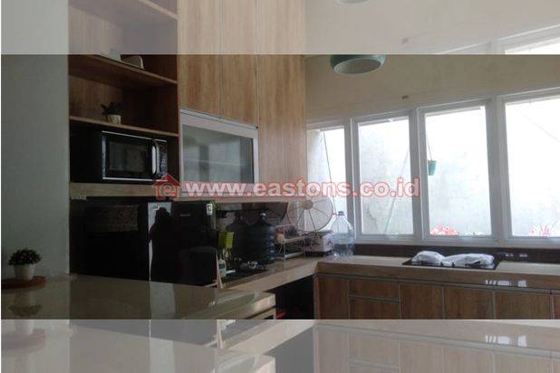 Dijual Rumah Tinggal 3 lantai di Bancarkembar (PW000916)